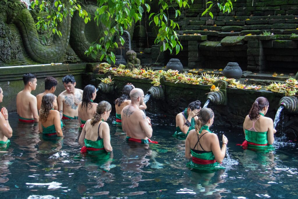 Tirta Empul Temple - Semut Bali Tour