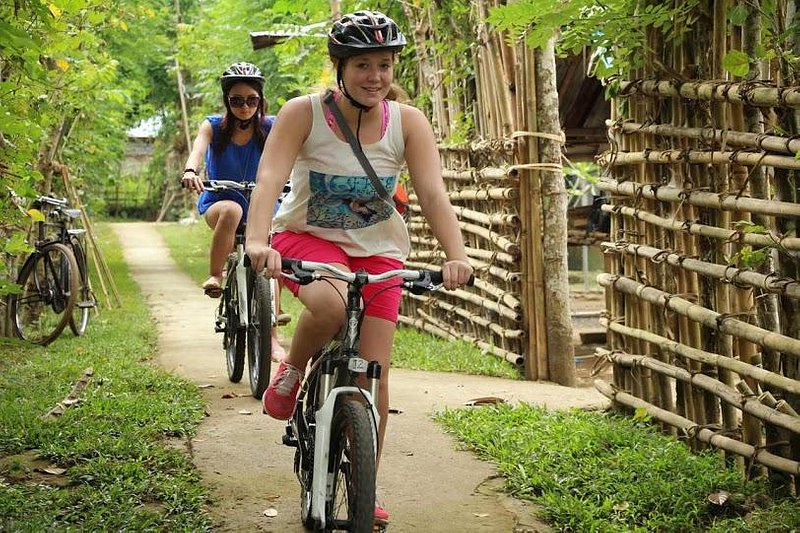 Cycling Through Bali's Countryside | Semut Bali Tours